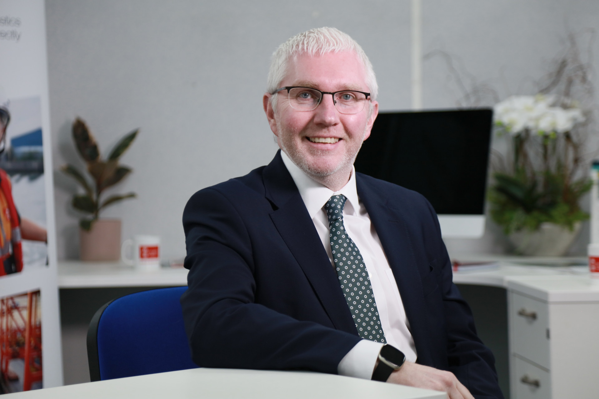 Background image - Peel Ports 137